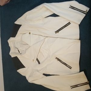 Black and white Jackets/Biker-Blazer vibes